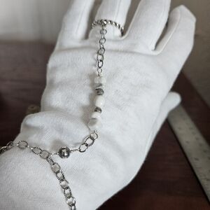 American West Silver Chain Handpiece with White Stone Accents